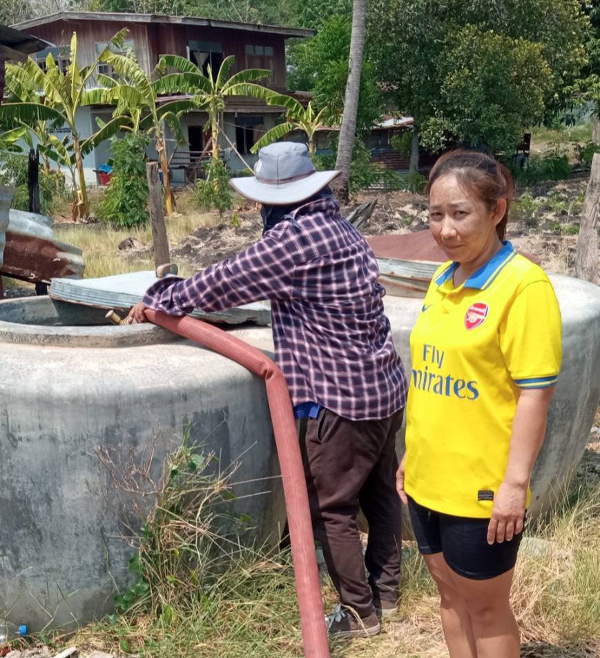 ส่งน้ำให้กับประชาชนหมู่ที่ 11 ตำบลหนองแขม อำเภอโคกสำโรง จังหวัดลพบุรี