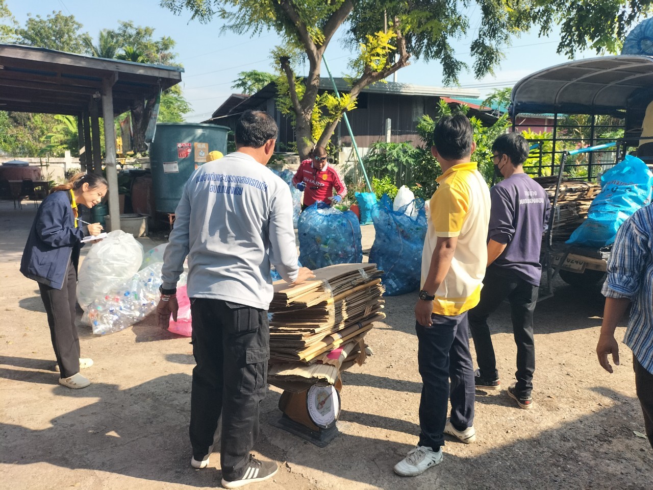 กิจกรรมรับซื้อขยะ Recycle