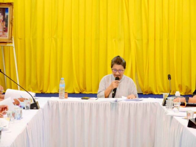 LINE_ALBUM_ประชุมสปสช_260710_2_2