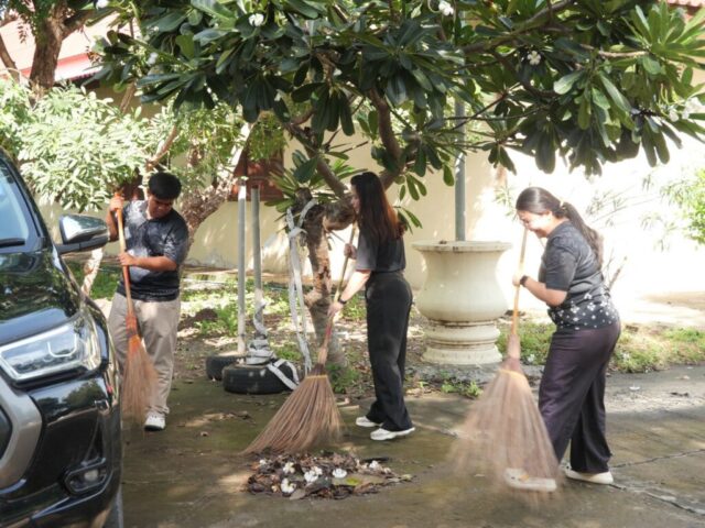 LINE_ALBUM_Big cleaning วัดท่าม่วง_260921_23