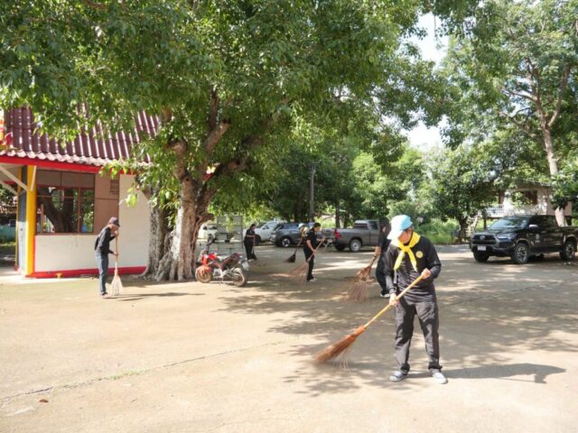 LINE_ALBUM_Big cleaning วัดท่าม่วง_260921_25