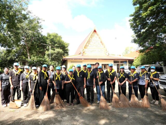 LINE_ALBUM_Big cleaning วัดท่าม่วง_260921_32