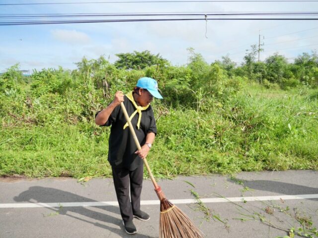 LINE_ALBUM_Big cleaning วัดท่าม่วง_260921_5