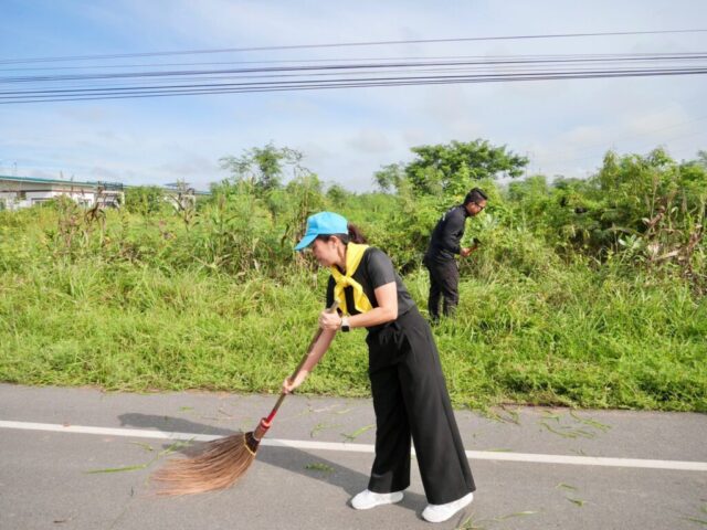 LINE_ALBUM_Big cleaning วัดท่าม่วง_260921_8